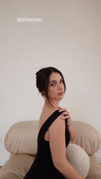 🔥 Adelaide kane page leaked private photo uncensored full