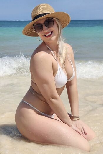 🔥 Alyssa frysinger leaked private photo uncensored full