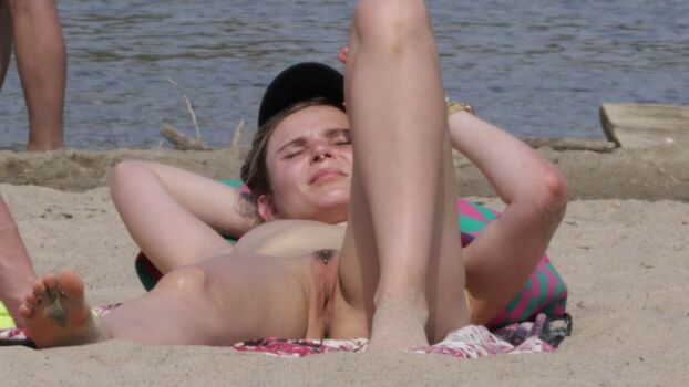 🔥 Amateur voyeur page leaked private photo uncensored full