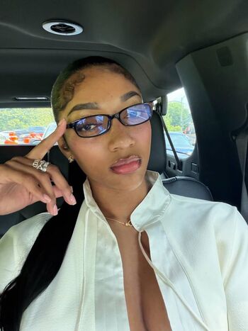 🔥 Angel reese page leaked private photo uncensored full