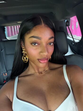 🔥 Angel reese page leaked private photo uncensored full