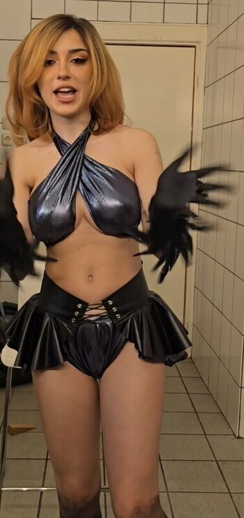 🔥 Annitheduck leaked private photo uncensored full