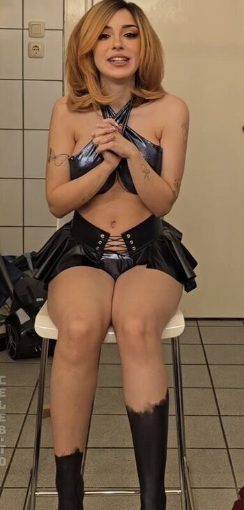 🔥 Annitheduck leaked private photo uncensored full