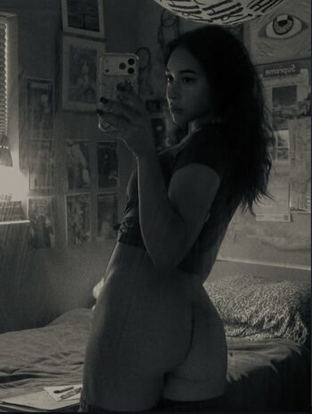 🔥 Ariilly leaked private photo uncensored full