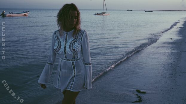 🔥 Ashley benson leaked private photo uncensored full