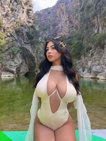 🔥 Aslihel page leaked private photo uncensored full