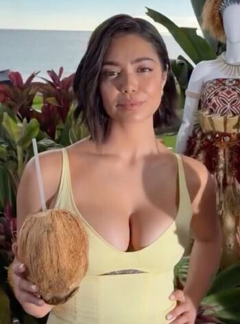 🔥 Auli i cravalho page leaked private photo uncensored full