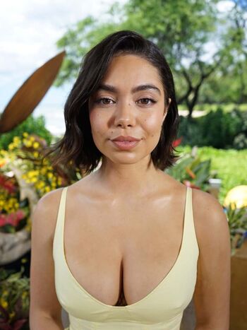 🔥 Auli i cravalho page leaked private photo uncensored full