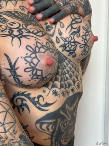 🔥 Awlivv page leaked private photo uncensored full