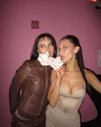 🔥 Bella hadid  page leaked private photo uncensored full