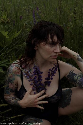 🔥 Bettie bondage  page leaked private photo uncensored full