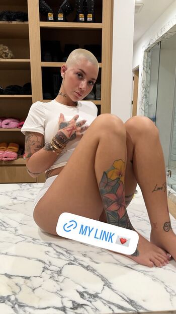 🔥 Bhad bhabie  page leaked private photo uncensored full