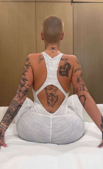 🔥 Bhad bhabie  page leaked private photo uncensored full