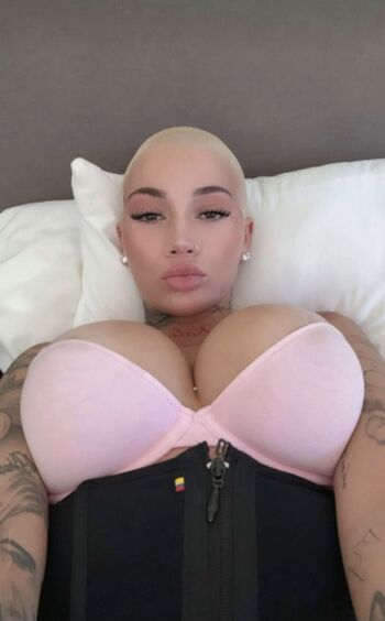 🔥 Bhad bhabie  page leaked private photo uncensored full