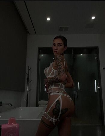 🔥 Bhad bhabie  page leaked private photo uncensored full