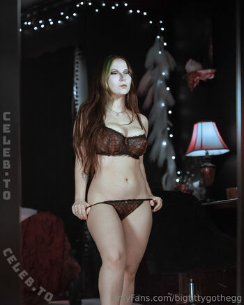 🔥 Bigtittygothegg  page leaked private photo uncensored full