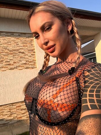 🔥 Blond elle page leaked private photo uncensored full