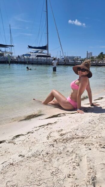 🔥 Bouncing angel leaked private photo uncensored full