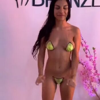 🔥 Bronzeamento natural leaked private photo uncensored full