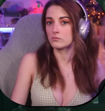 🔥 Caitlin marie reacts page leaked private photo uncensored full