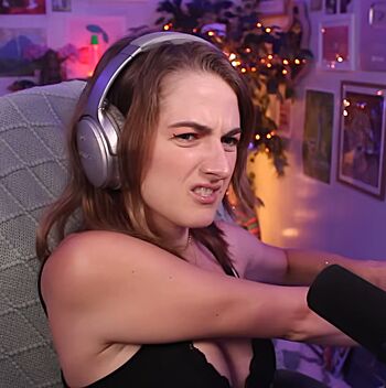 🔥 Caitlin marie reacts page leaked private photo uncensored full
