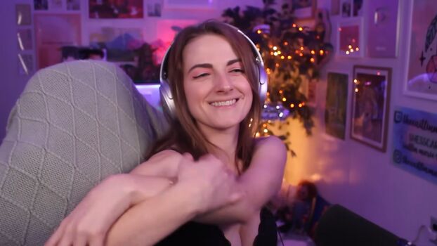 🔥 Caitlin marie reacts page leaked private photo uncensored full