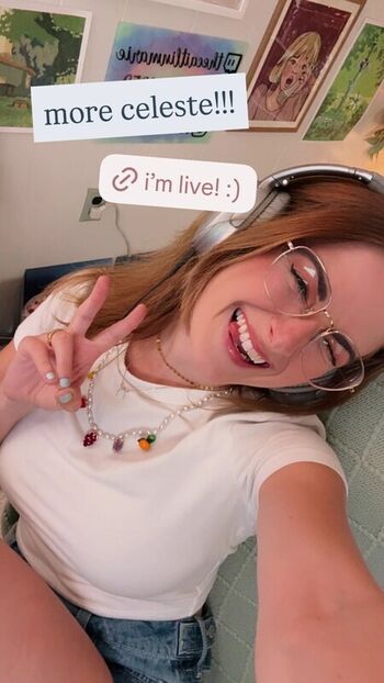 🔥 Caitlin marie reacts leaked private photo uncensored full