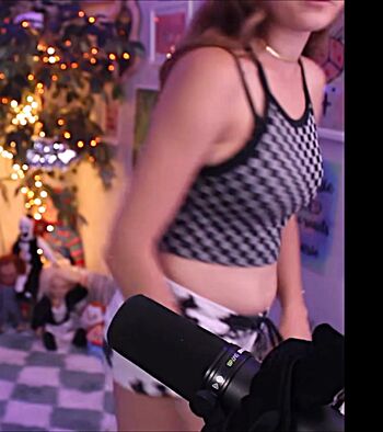 🔥 Caitlin marie reacts leaked private photo uncensored full