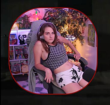 🔥 Caitlin marie reacts leaked private photo uncensored full