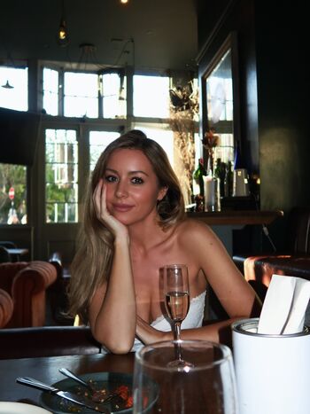 🔥 Carly baker leaked private photo uncensored full