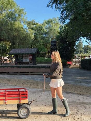 🔥 Caroline zalog  page leaked private photo uncensored full