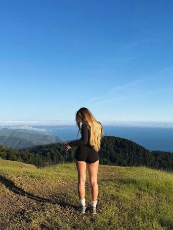 🔥 Caroline zalog  page leaked private photo uncensored full
