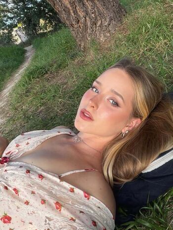 🔥 Caroline zalog  page leaked private photo uncensored full