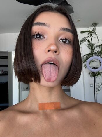 🔥 Cassaraa leaked private photo uncensored full