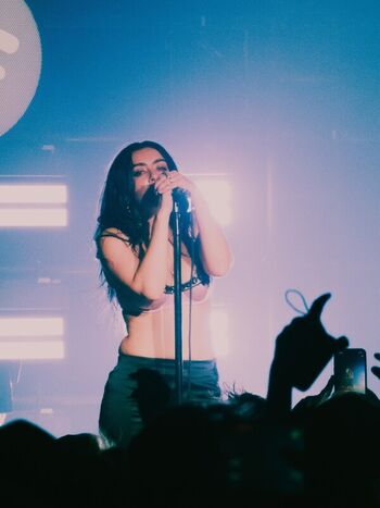 🔥 Charli xcx  page leaked private photo uncensored full