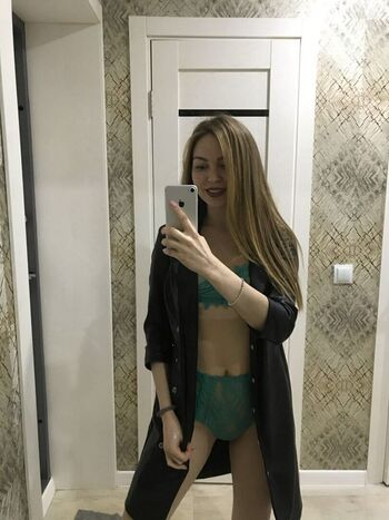 🔥 Crystallandysh page leaked private photo uncensored full