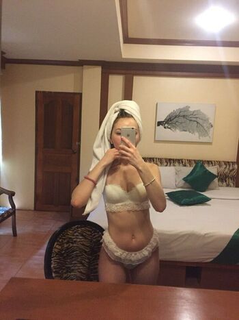 🔥 Crystallandysh page leaked private photo uncensored full