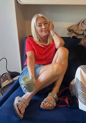 🔥 Denise van outen page leaked private photo uncensored full