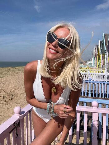 🔥 Denise van outen page leaked private photo uncensored full