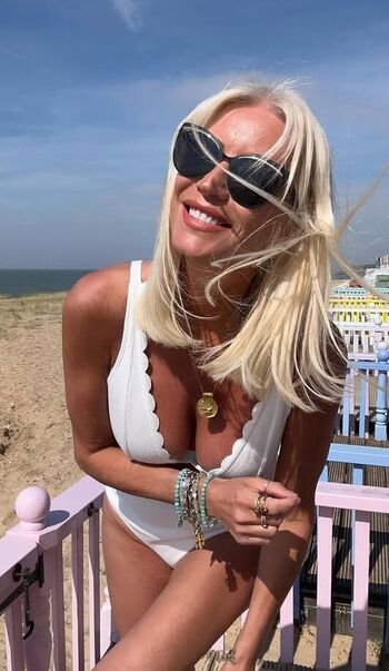 🔥 Denise van outen page leaked private photo uncensored full