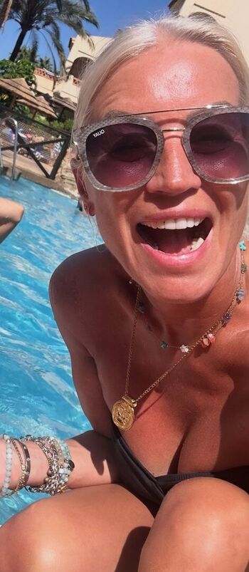 🔥 Denise van outen leaked private photo uncensored full