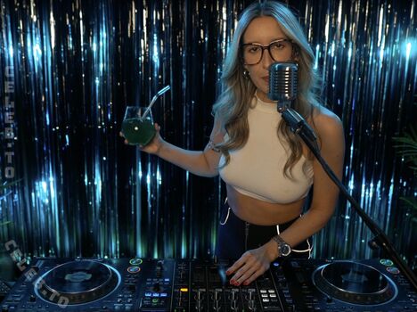 🔥 Djmissshelton  page leaked private photo uncensored full