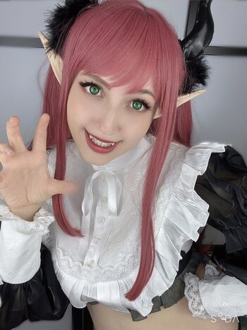 🔥 Ellychan leaked private photo uncensored full