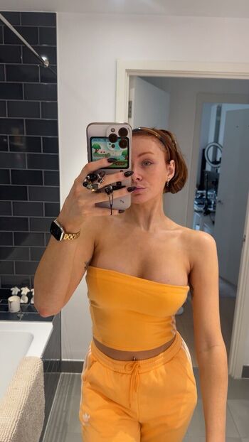 🔥 Elz the witch  page leaked private photo uncensored full