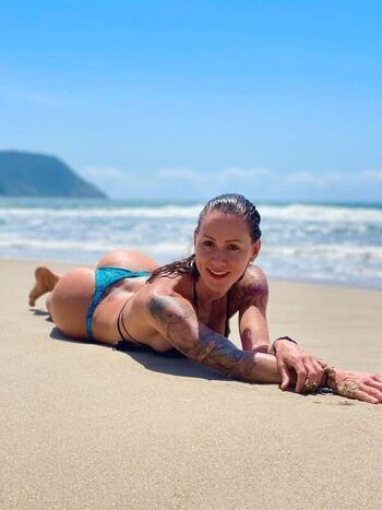 🔥 Embarquenasmilhas page leaked private photo uncensored full
