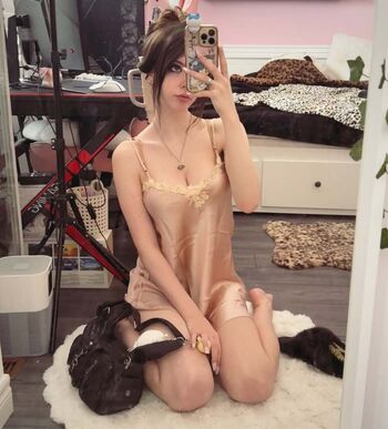 🔥 Emiki page leaked private photo uncensored full