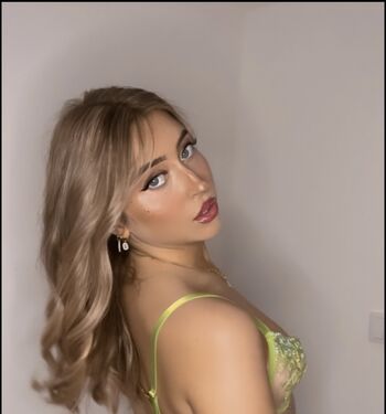 🔥 Emiliavssr leaked private photo uncensored full