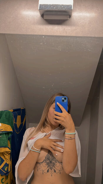 🔥 Emiliavssr leaked private photo uncensored full