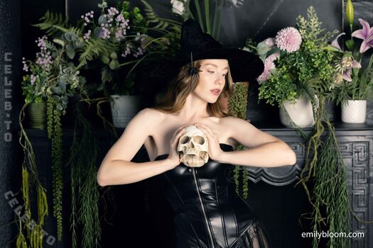 🔥 Emily bloom leaked private photo uncensored full