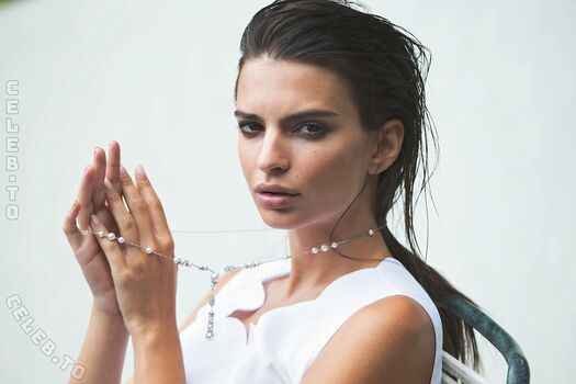 🔥 Emily ratajkowski  page leaked private photo uncensored full